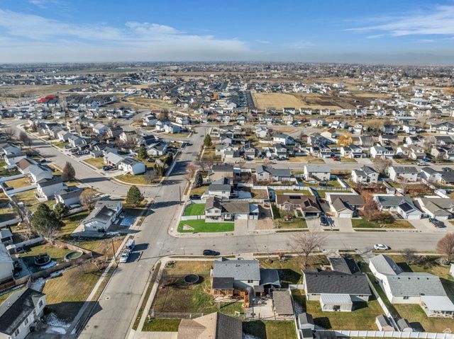 5397 S 4150 W, Roy, UT 84067