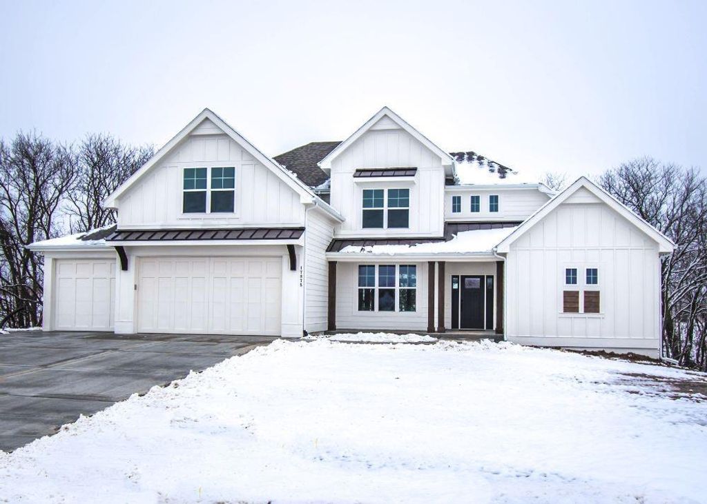 4789 NW Sienna Ridge, Riverside, MO 64150
