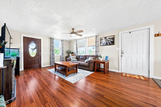 334 Perry Curtis Road, Zebulon, NC 27597