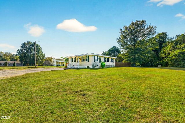 334 Perry Curtis Road, Zebulon, NC 27597
