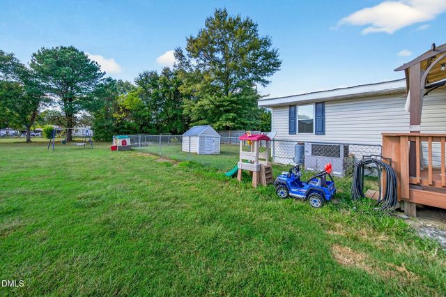 334 Perry Curtis Road, Zebulon, NC 27597