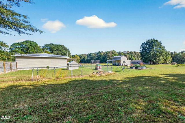 334 Perry Curtis Road, Zebulon, NC 27597