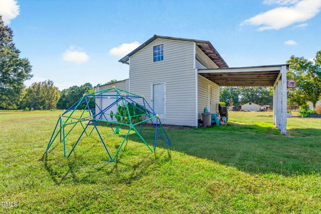334 Perry Curtis Road, Zebulon, NC 27597