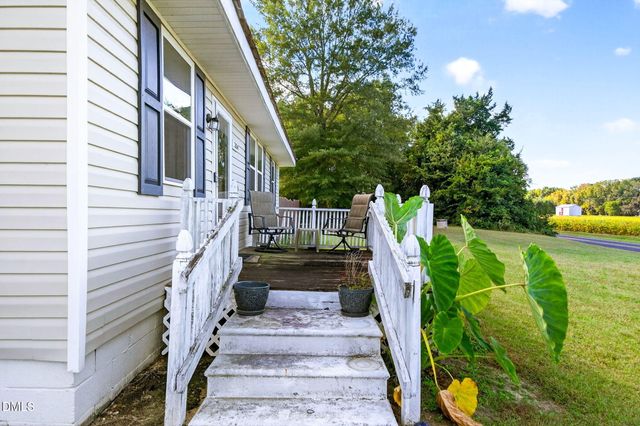 334 Perry Curtis Road, Zebulon, NC 27597