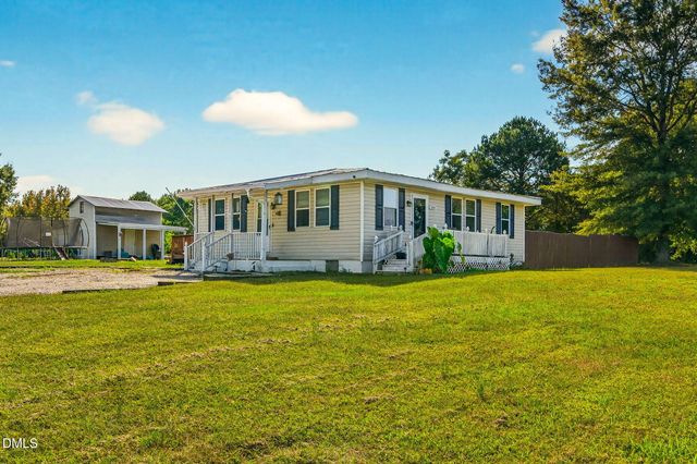 334 Perry Curtis Road, Zebulon, NC 27597
