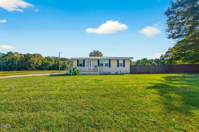 334 Perry Curtis Road, Zebulon, NC 27597