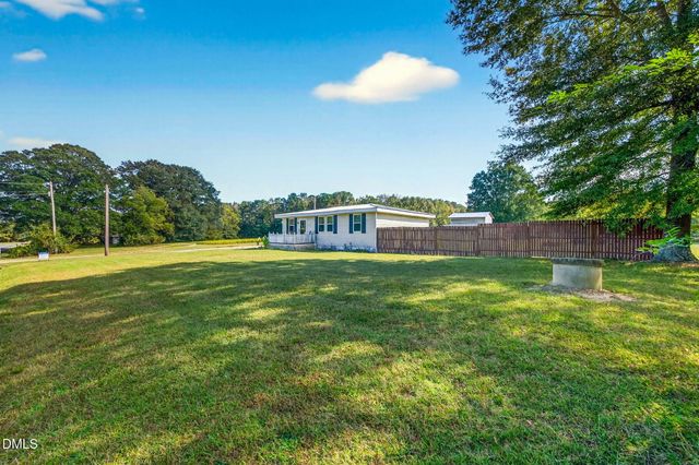 334 Perry Curtis Road, Zebulon, NC 27597