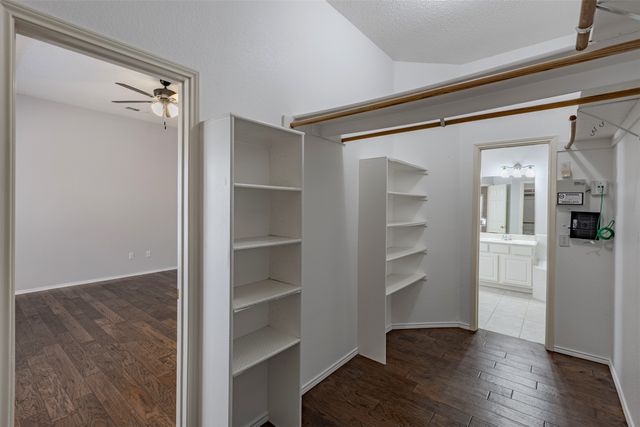 9492 Sean Drive, Frisco, TX 75035