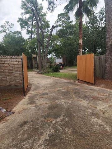 18023 Bambriar Drive, Houston, TX 77090