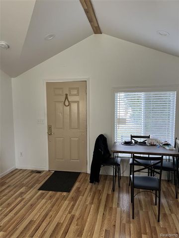 6066 River Road, East China, MI 48054