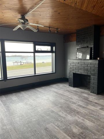 6066 River Road, East China, MI 48054