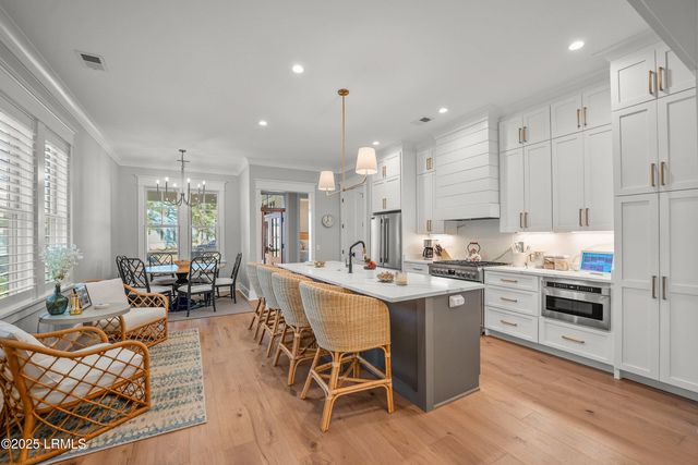 6 Harborview Circle, Beaufort, SC 29907