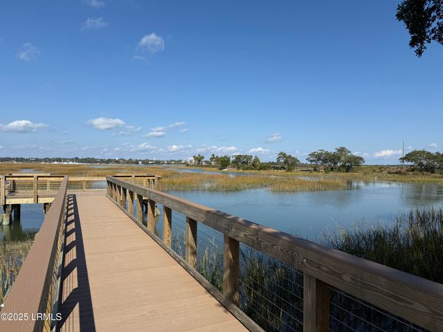 6 Harborview Circle, Beaufort, SC 29907