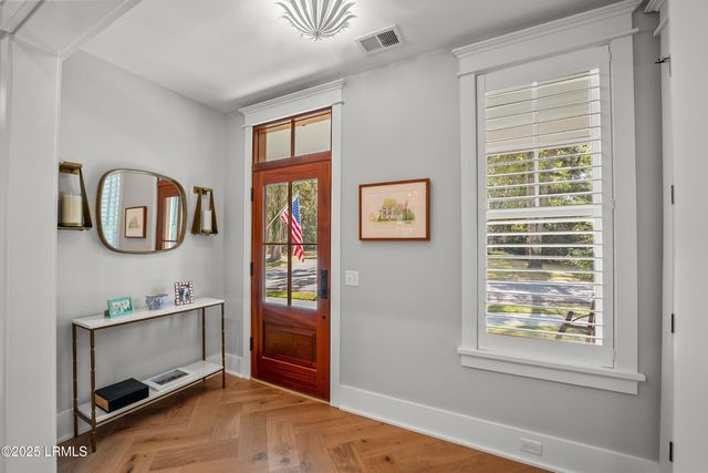 6 Harborview Circle, Beaufort, SC 29907