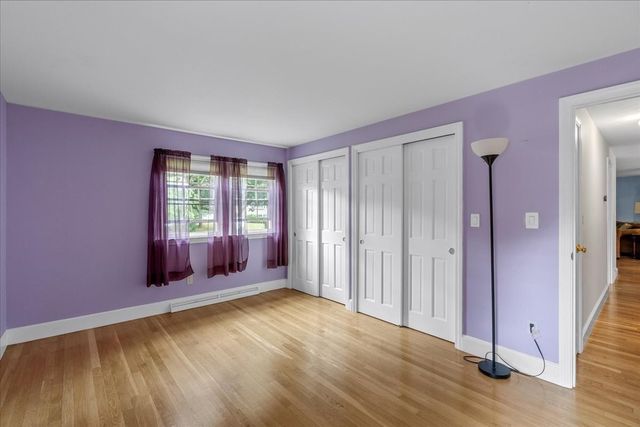 121 Twin Fawn Dr, Hanover, MA 02339