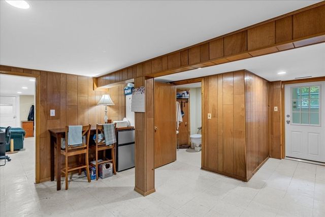 121 Twin Fawn Dr, Hanover, MA 02339
