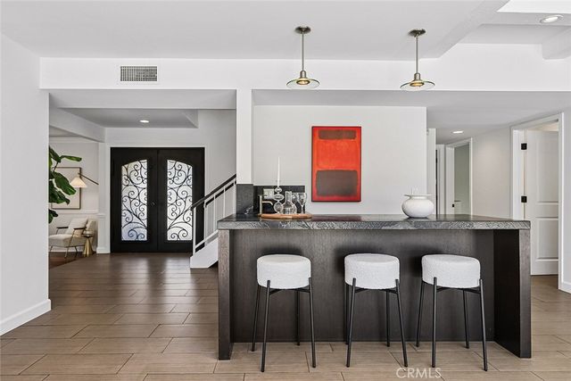 17002 Dearborn, Northridge, CA 91325