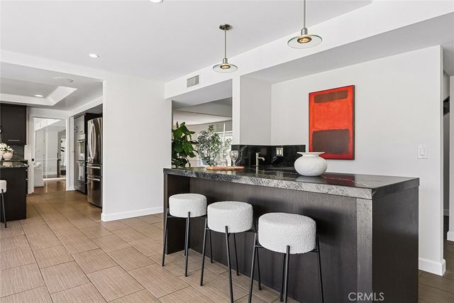 17002 Dearborn, Northridge, CA 91325