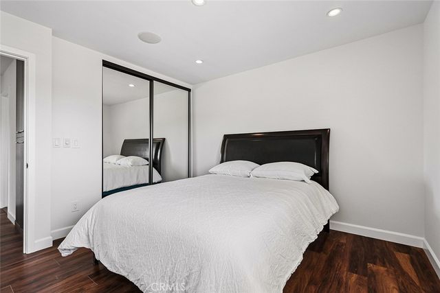 17002 Dearborn, Northridge, CA 91325