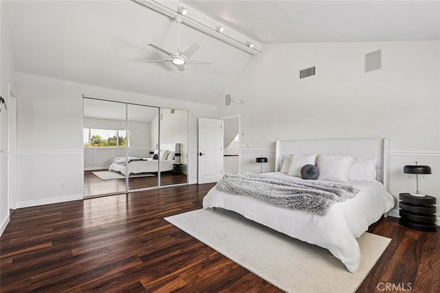 17002 Dearborn, Northridge, CA 91325