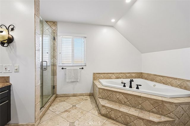 17002 Dearborn, Northridge, CA 91325