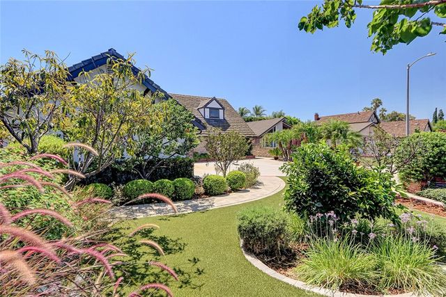 17002 Dearborn, Northridge, CA 91325
