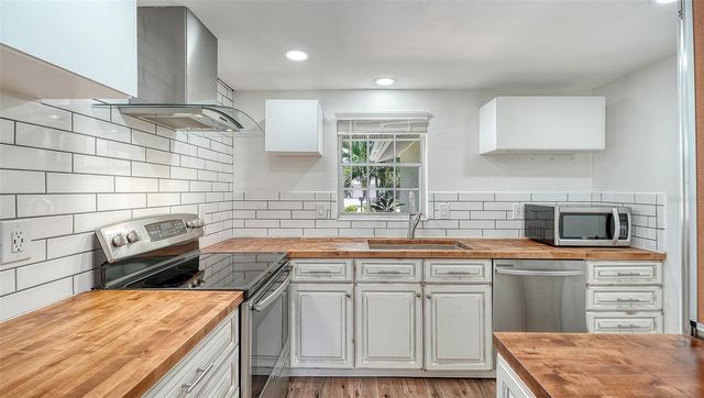 2510 BISPHAM ROAD, Sarasota, FL 34231