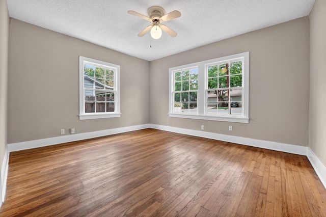 4907 Duval ST, Austin, TX 78751