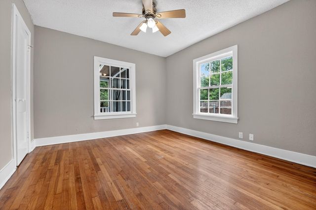 4907 Duval ST, Austin, TX 78751