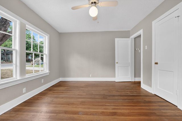 4907 Duval ST, Austin, TX 78751