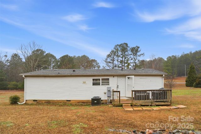 2338 Whelchel Road, Mooresboro, NC 28114