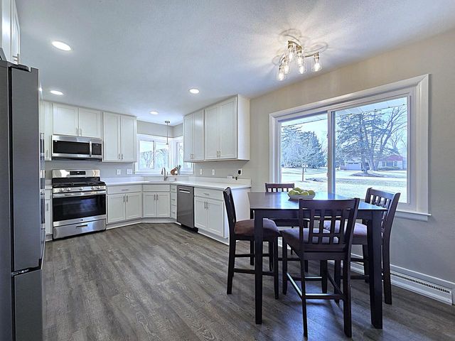 4760 N 159th STREET, Brookfield, WI 53005