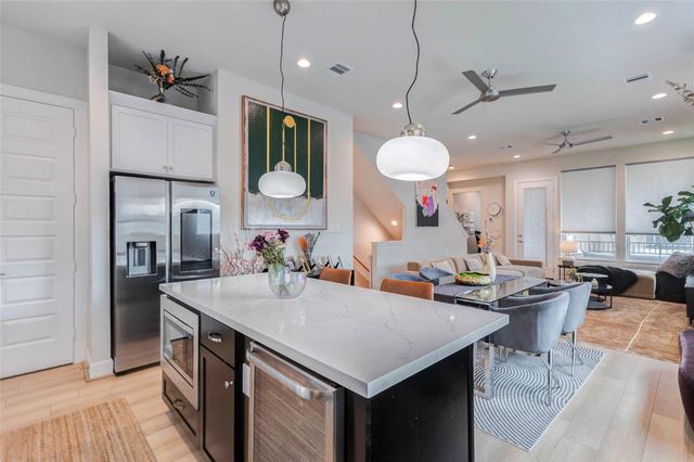 2802 Grand Fountains Drive A, Houston, TX 77054