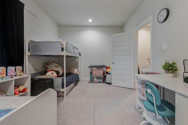 2802 Grand Fountains Drive A, Houston, TX 77054