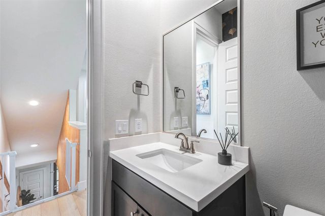 2802 Grand Fountains Drive A, Houston, TX 77054