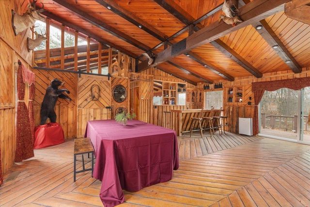 612 PAINE RUN RD, Grottoes, VA 24441