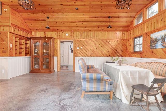 612 PAINE RUN RD, Grottoes, VA 24441