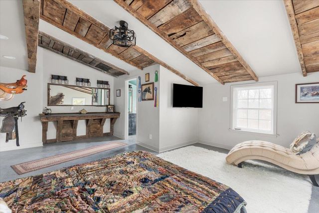 612 PAINE RUN RD, Grottoes, VA 24441