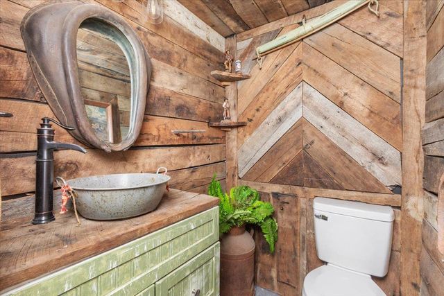 612 PAINE RUN RD, Grottoes, VA 24441