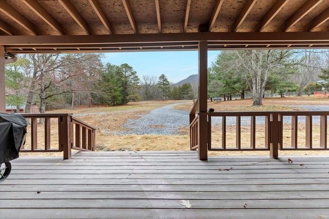 612 PAINE RUN RD, Grottoes, VA 24441