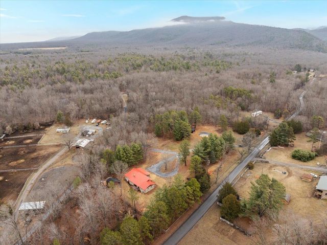 612 PAINE RUN RD, Grottoes, VA 24441