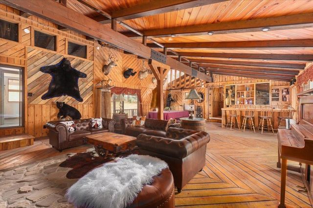 612 PAINE RUN RD, Grottoes, VA 24441