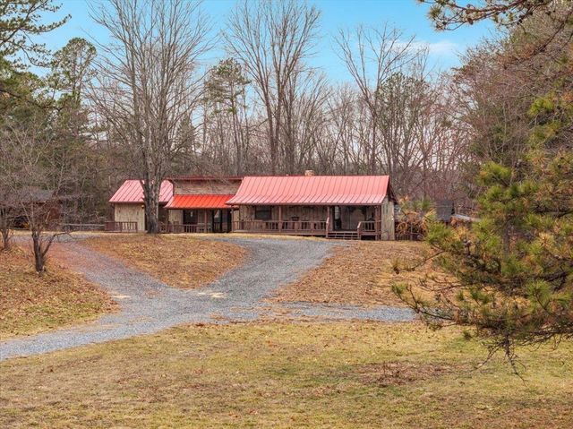 612 PAINE RUN RD, Grottoes, VA 24441