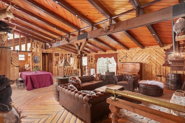 612 PAINE RUN RD, Grottoes, VA 24441