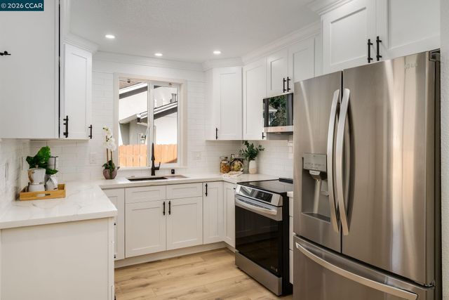 2653 Garden Ave, Concord, CA 94520