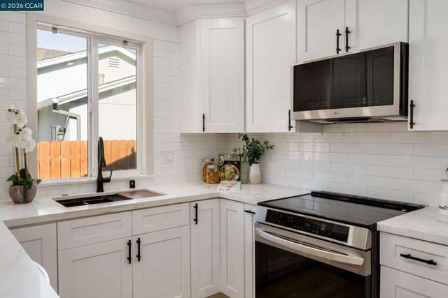 2653 Garden Ave, Concord, CA 94520