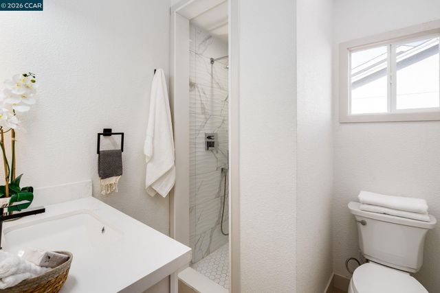 2653 Garden Ave, Concord, CA 94520