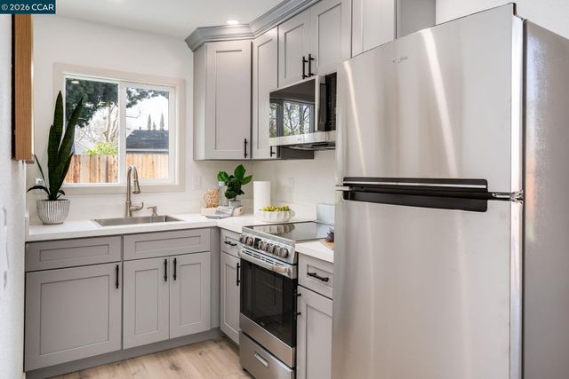 2653 Garden Ave, Concord, CA 94520