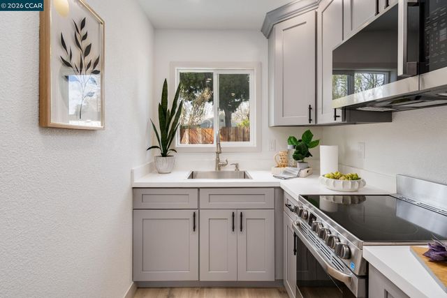 2653 Garden Ave, Concord, CA 94520