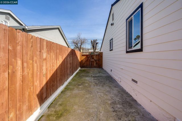 2653 Garden Ave, Concord, CA 94520